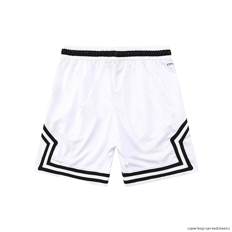 AJ sporty black and white shorts