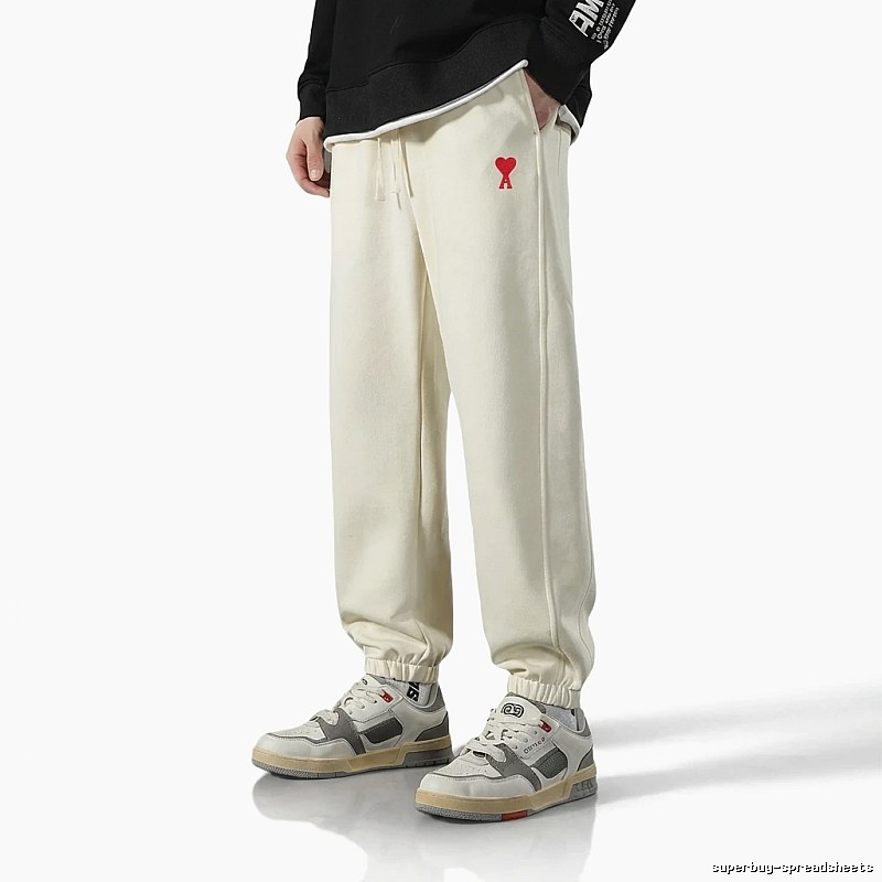 AMI Loving Leisure Style Off-white Pants