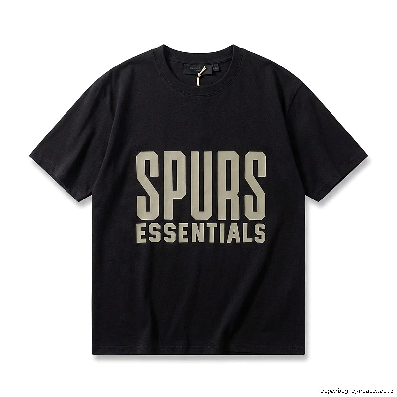 ESSENTIALS minimalist style black T-shirt