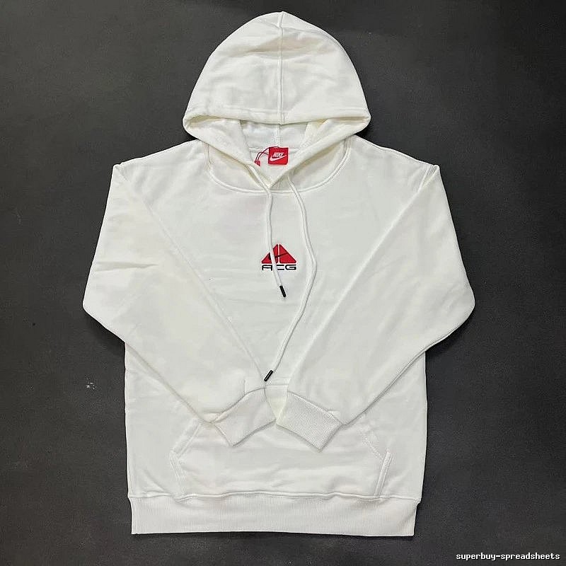 Nike White Zip Hoodie City Outfit Swoosh